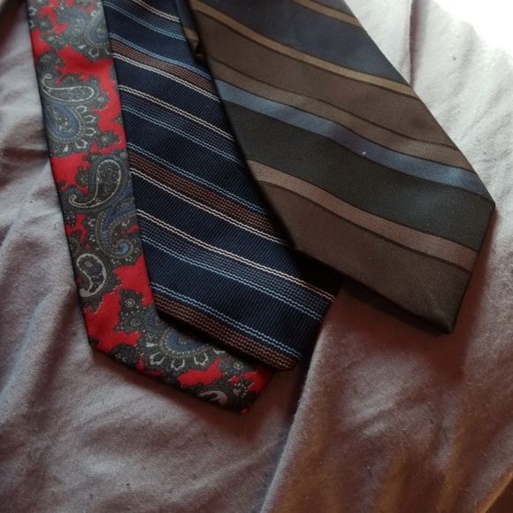 Men Ties - Picture 3 of 3